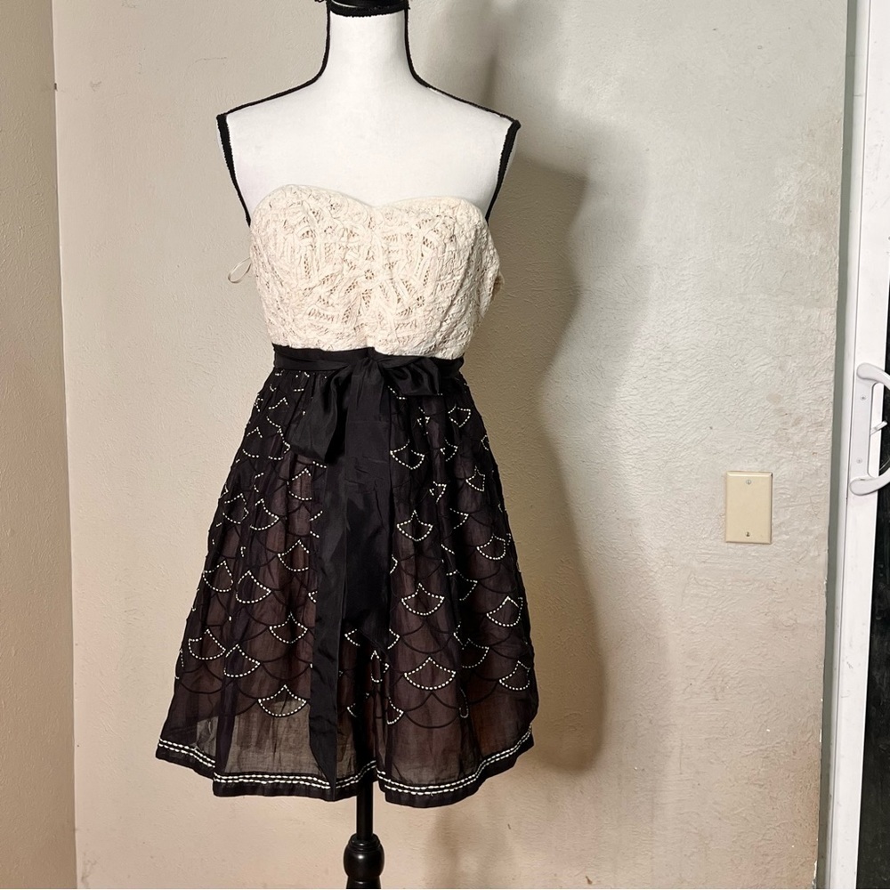 Meadow Rue strapless fit and flare b&w dress